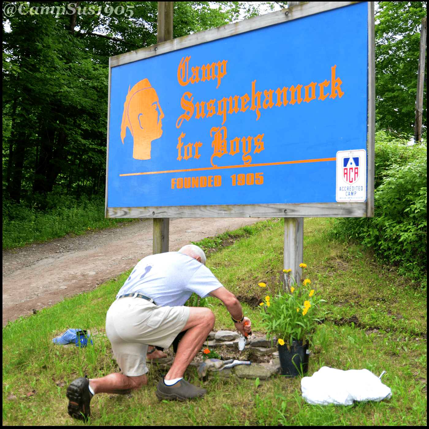 Work Week volunteers